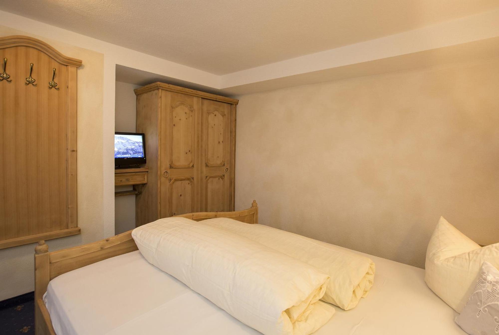 Hotel Tanzer Ischgl Rum bild